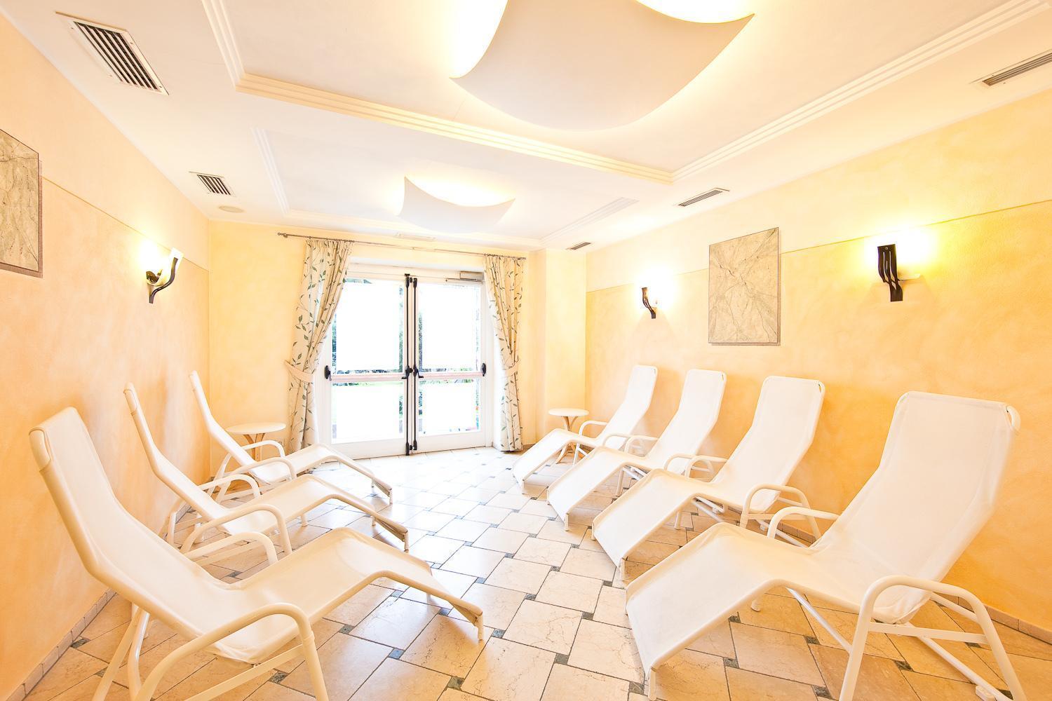 Hotel Mondschein Випитено Экстерьер фото